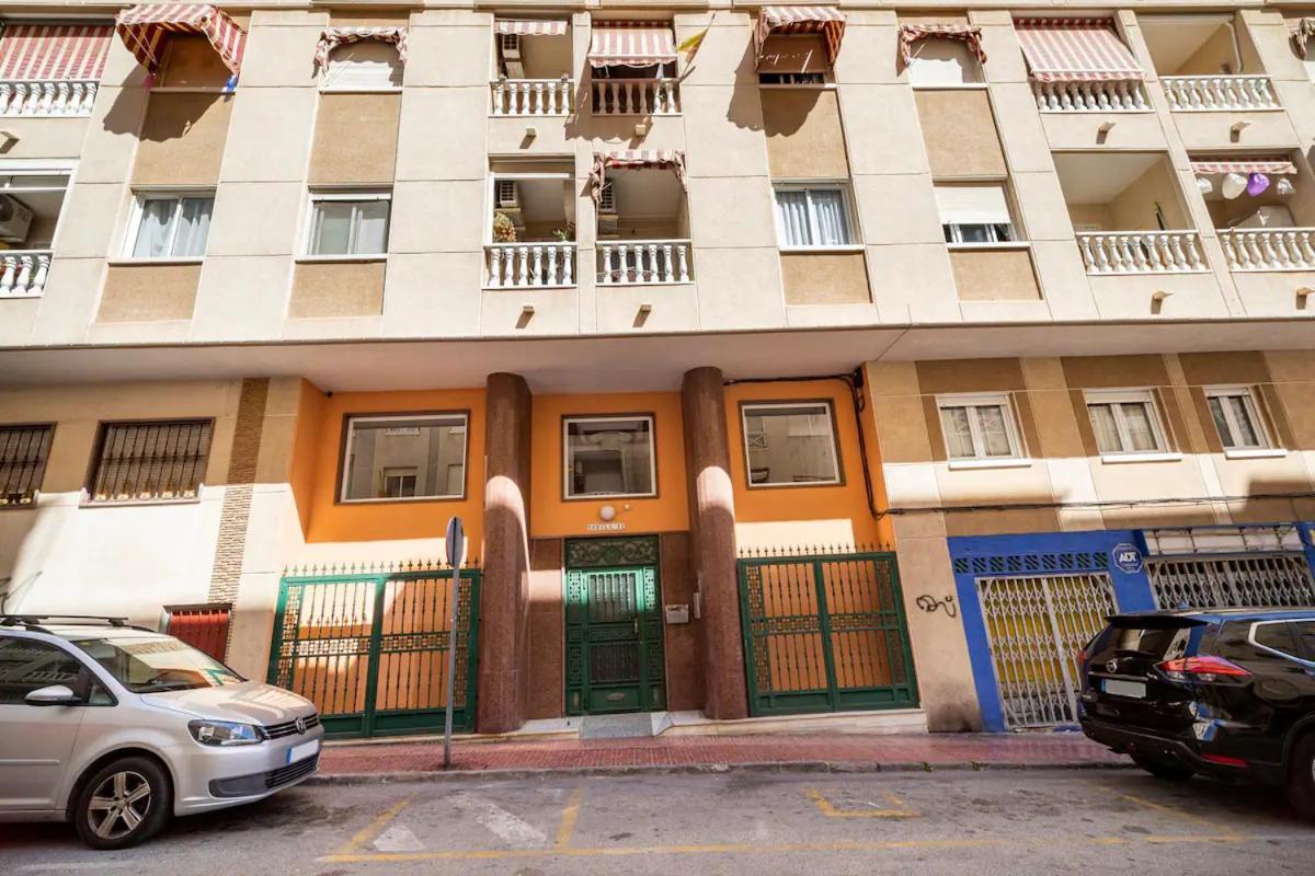Apartamento Compartido - Solo El Dormitorio Es Privado Торевьиа Экстерьер фото