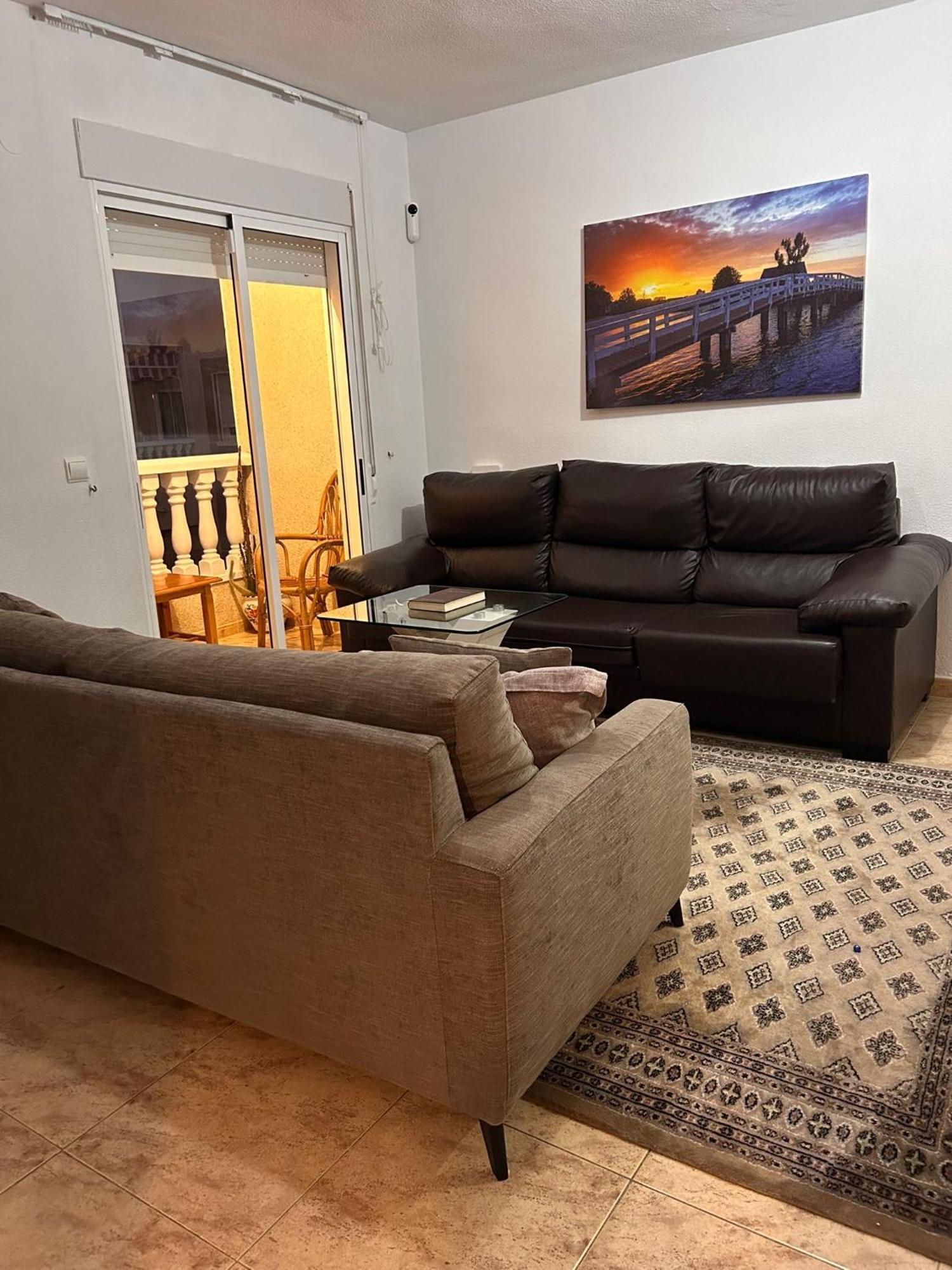 Apartamento Compartido - Solo El Dormitorio Es Privado Торевьиа Экстерьер фото